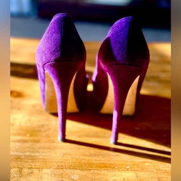 Brian Atwood Purple Platform Pumps - Picture 3 of 5